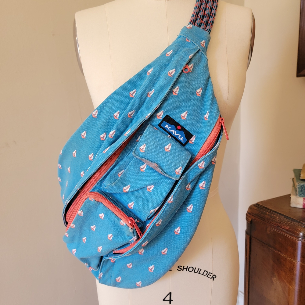 KAVU Blue Sailboat Sling Crossbody Backpack EUC